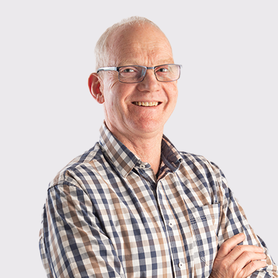 Dr Andries De Villiers